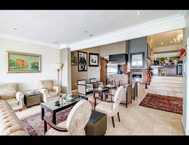 9 BEDROOM HOUSE FOR SALE IN GROENKLOOF